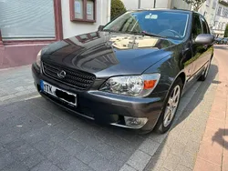 Grau Gebraucht 2005 Lexus IS200 Limousine | 3.700 € (Superpreis)