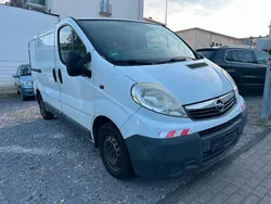 Weiß Gebraucht 2008 Opel Vivaro Van | 2.799 € (Guter Preis)