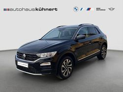 Deep black pearlescent schwarz Gebraucht 2021 VW T-Roc Active SUV | 19.455 € (Fairer Preis)