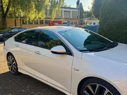 Weiß Gebraucht 2018 Opel Insignia Limousine | 19.500 € (Fairer Preis)