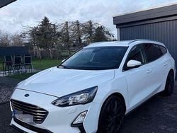 Weiß Gebraucht 2020 Ford Focus Titanium Kombi | 13.800 € (Fairer Preis)
