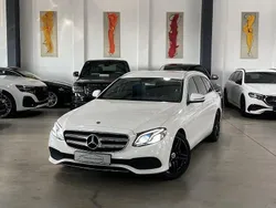 Weiß Gebraucht 2017 Mercedes E220 Avantgarde Limousine | 24.900 € (Superpreis)