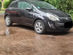 Schwarz Gebraucht 2011 Opel Corsa Edition Kleinwagen | 2.700 € (Guter Preis)