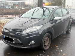Schwarz Gebraucht 2012 Ford Fiesta Limousine | 2.400 € (Superpreis)