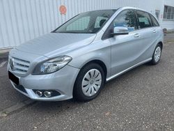 Silber Gebraucht 2014 Mercedes B220 Van / Kleinbus | 12.500 € (Superpreis)