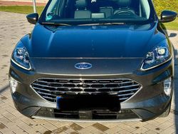 Grau Gebraucht 2021 Ford Kuga Titanium SUV | 22.875 € (Fairer Preis)