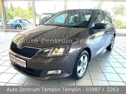 Braun Gebraucht 2016 Skoda Fabia Style Limousine | 13.990 € (Fairer Preis)