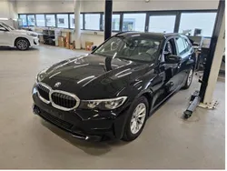 Schwarz Gebraucht 2020 BMW 320 Advantage Limousine | 22.397 € (Fairer Preis)