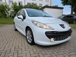 Weiß Gebraucht 2008 Peugeot 207 Kleinwagen | 1.499 € (Teuer)