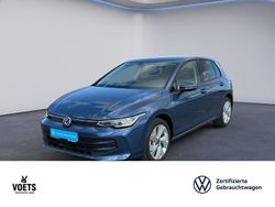 Blau Neu 2025 VW Golf VIII Life Limousine | 25.488 € (Superpreis)