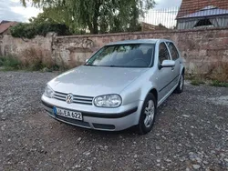 Silber Gebraucht 2002 VW Golf IV Limousine | 3.799 € (Teuer)