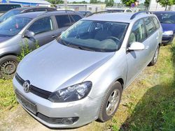 Reflexsilber metallic Gebraucht 2011 VW Golf VI Trendline Kombi | 2.999 € (Superpreis)