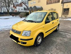 Gelb Gebraucht 2006 Fiat Panda Limousine | 1.700 € (Fairer Preis)