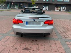 Silber Gebraucht 2012 BMW 335 Cabriolet Shadowline Cabrio | 19.500 € (Etwas zu teuer)