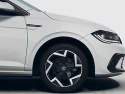 Grau Neu 2025 VW Polo R-line Limousine | 34.015 €