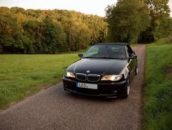 Schwarz Gebraucht 2004 BMW 320 Cabriolet Performance Cabrio | 8.999 € (Teuer)