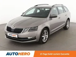 Grau Gebraucht 2019 Skoda Octavia Style Kombi | 15.960 € (Fairer Preis)