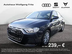 Grau Gebraucht 2022 Audi A1 Sportback Advanced Kleinwagen | 22.450 € (Fairer Preis)