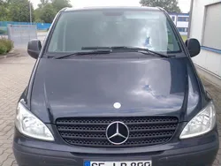 Schwarz Gebraucht 2006 Mercedes Vito Van / Kleinbus | 8.750 €