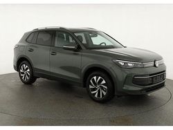 Nightshade blue metallic Neu 2025 VW Tiguan Life SUV | 40.995 € (Guter Preis)