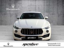 Weiß Gebraucht 2018 Maserati Levante GranLusso SUV | 42.911 € (Superpreis)