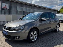 Grau Gebraucht 2010 VW Golf VI Team Limousine | 5.990 € (Fairer Preis)