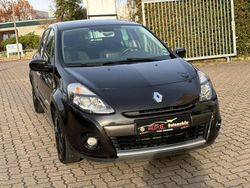 Schwarz Gebraucht 2010 Renault Clio III Luxe Limousine | 7.900 € (Fairer Preis)