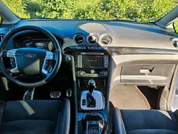 Weiß Gebraucht 2010 Ford S-MAX Titanium S Van / Kleinbus | 3.000 € (Fairer Preis)