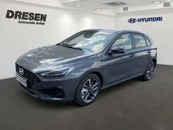 Orange Neu 2025 Hyundai i30 Advantage Limousine | 25.590 € (Etwas zu teuer)