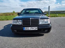 Schwarz Gebraucht 1992 Mercedes E300 Sportline Coupé | 18.500 €
