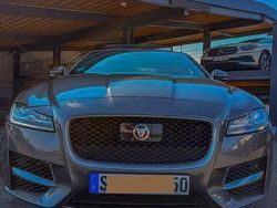 Grau Gebraucht 2019 Jaguar XF S Limousine | 19.000 € (Guter Preis)