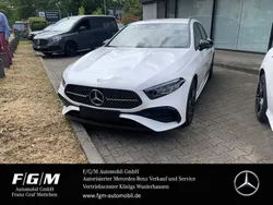 Weiß Gebraucht 2024 Mercedes A180 AMG Limousine | 33.860 € (Fairer Preis)