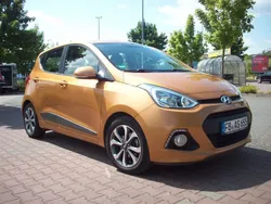 Gold Gebraucht 2015 Hyundai i10 Kleinwagen | 6.600 € (Fairer Preis)