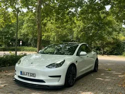 Weiß Gebraucht 2021 Tesla Model 3 Limousine | 24.500 € (Fairer Preis)