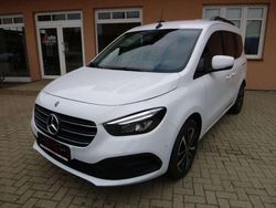 Arktikweiss Gebraucht 2023 Mercedes 180 Edition Limousine | 25.900 € (Fairer Preis)