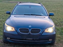 Blau Gebraucht 2007 BMW 530 Kombi | 4.000 € (Fairer Preis)