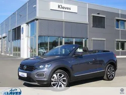 Grau Gebraucht 2021 VW T-Roc Cabriolet Active Cabrio | 23.950 € (Fairer Preis)