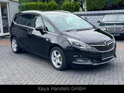 Schwarz Gebraucht 2017 Opel Zafira Innovation Van / Kleinbus | 8.999 € (Guter Preis)