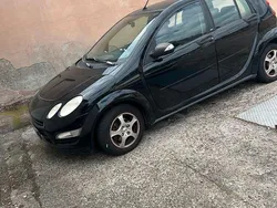 Schwarz Gebraucht 2005 Smart ForFour Pulse Limousine | 950 € (Guter Preis)