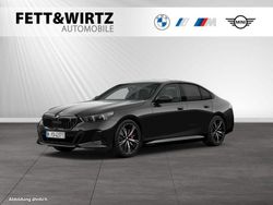 Black sapphire metallic Neu 2025 BMW i5 M Sport Limousine | 72.290 € (Teuer)