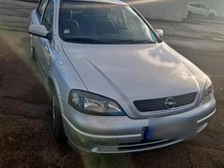 Silber Gebraucht 2001 Opel Astra Njoy Limousine | 1.900 € (Fairer Preis)