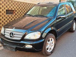 Schwarz Gebraucht 2005 Mercedes ML350 Edition SUV | 6.790 €
