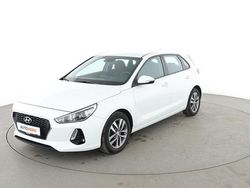 Weiß Gebraucht 2018 Hyundai i30 Trend Limousine | 14.670 € (Fairer Preis)