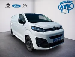 Weiß Gebraucht 2022 Citroën Jumpy Van / Kleinbus | 19.575 € (Guter Preis)