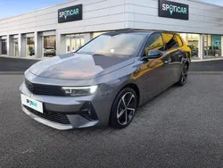 Grau Gebraucht 2024 Opel Astra GS Line Kombi | 21.490 € (Guter Preis)