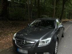 Grau Gebraucht 2009 Opel Insignia Limousine | 4.999 € (Etwas zu teuer)