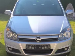 Silber Gebraucht 2004 Opel Astra Kombi | 2.700 € (Teuer)