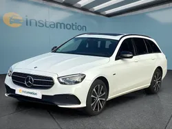 Weiß Gebraucht 2020 Mercedes E300 Kombi | 34.899 € (Teuer)