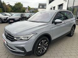 Grau Gebraucht 2020 VW Tiguan United SUV | 25.991 € (Guter Preis)