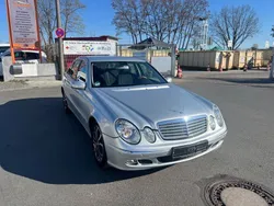 Silber Gebraucht 2005 Mercedes E220 Elegance Limousine | 3.950 € (Guter Preis)